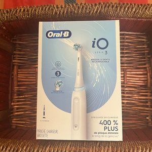 Oral B IO Series 3 Electric Toothbrush with Brush Head, Rechargeable